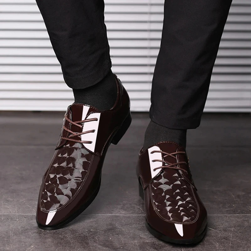 Italian Dress Mens Shoes Men Formal Shoe Black Patent Leather Men Lace Up Point Toe Business Casual Men Wedding Party Office Man 250712