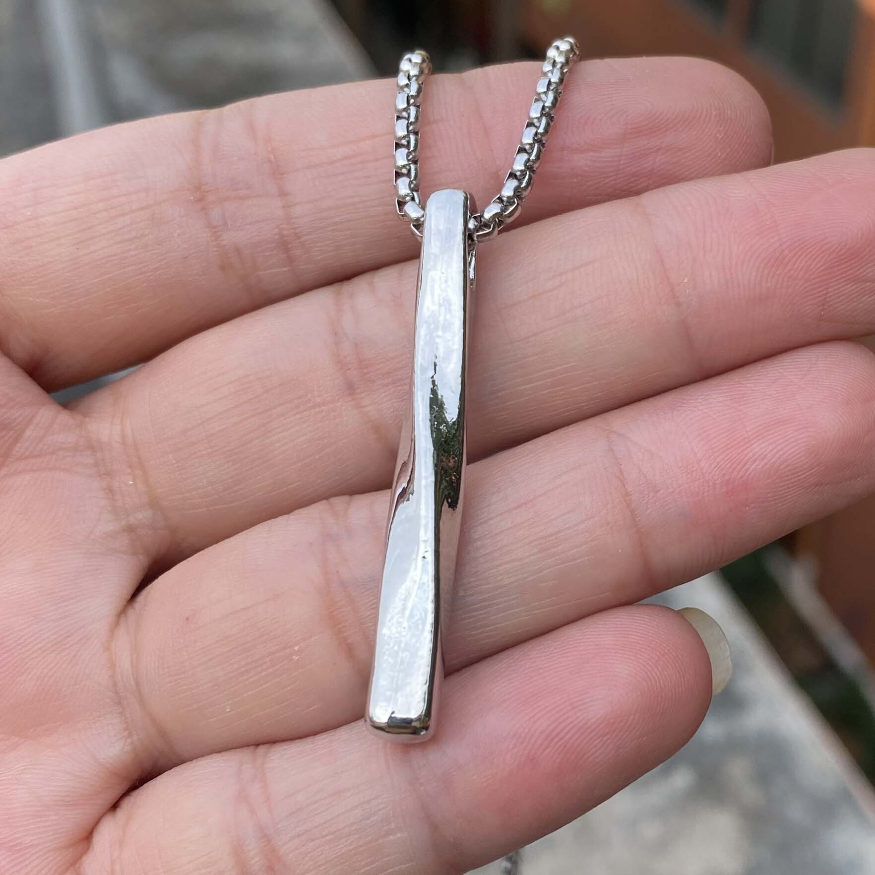 Luxury Jewelry Designer Jewelry Versatile Titanium Steel Chain Hip-hop Necklace For Men Trendy Brand Street Style Unique Twisted Pendant Disco Sweater