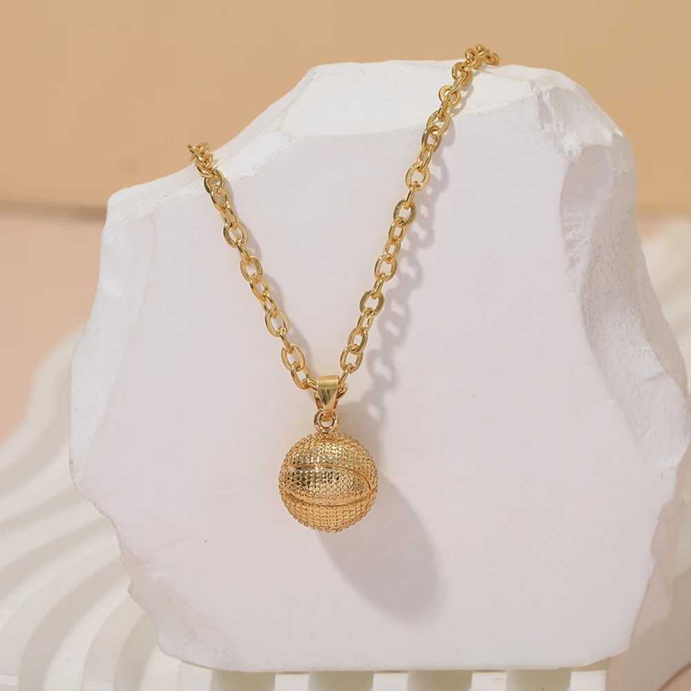 New In Sporty Basketball Football Pendant Necklace 3D Ball Choker For Wen Men Boys Fans Lovers Jewelry Party Birthday Gift W250712