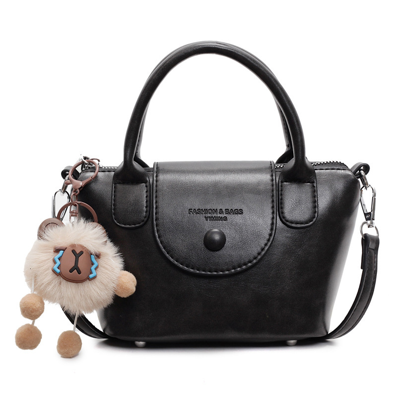 Luxury Brand Designer Bag Trendy Popular Women's Vintage 2024 Autumn Winter New Bag Cover Casual Crossbody Bag Korean Style Handheld Bucket Bag