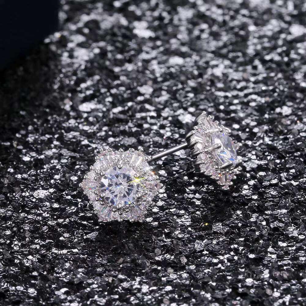 Dainty Party Gifts Zircon Flower Earrings Full Filled Diamonds Cubic Zirconia Snowflake Silver Stud Earrings Women Lovely