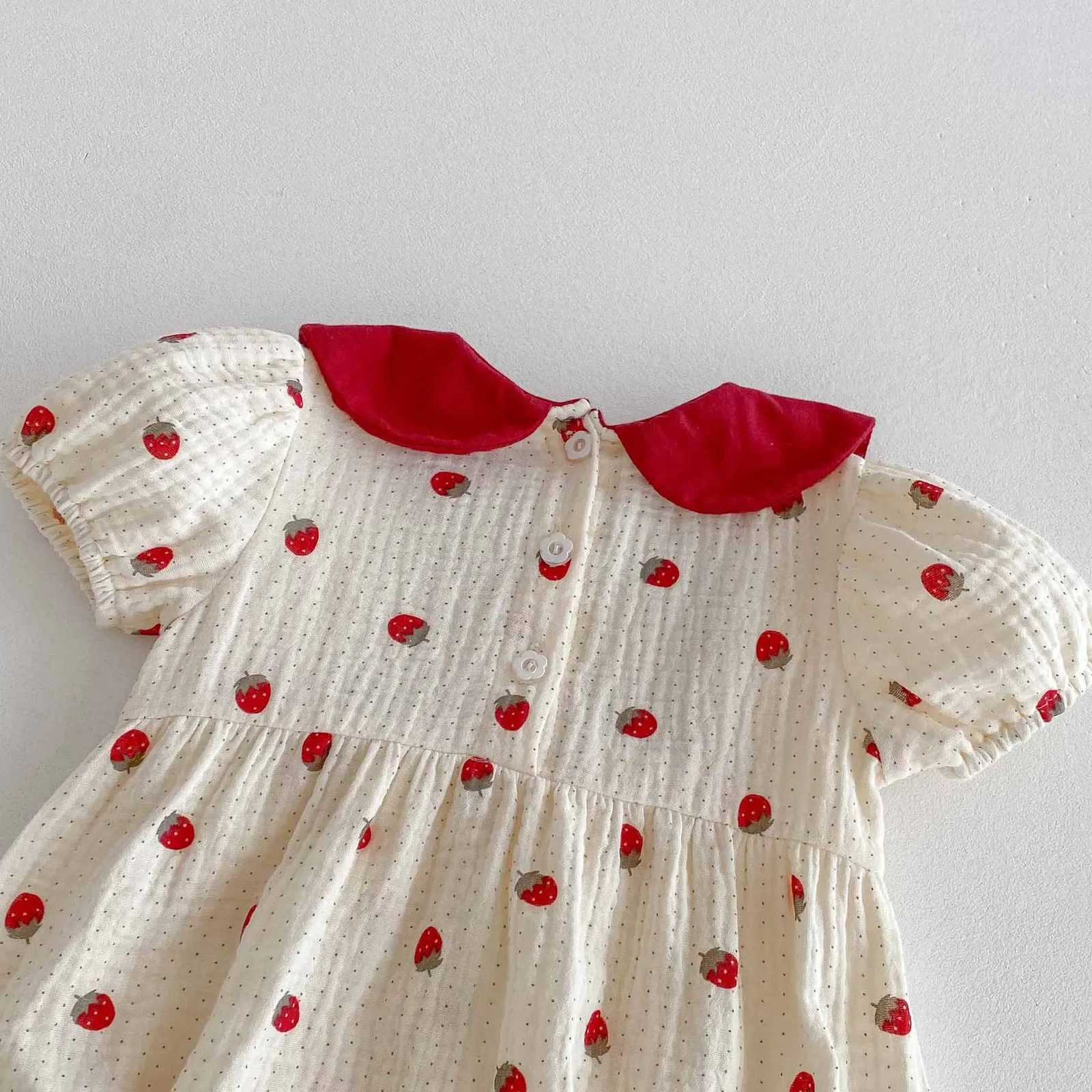 Summer Baby Girls Clothes Full Of Strawberry Print Baby Bodysuit Infant One Piece Baby Birthday Clothes Z250712