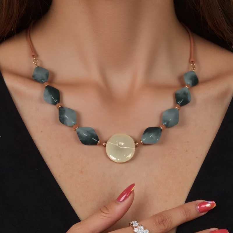 Handcrafted Inspired Statement Bead Necklace Unique Elegant Round Centerpiece Boho Chic Jewelry for Women Daily Wear W250712