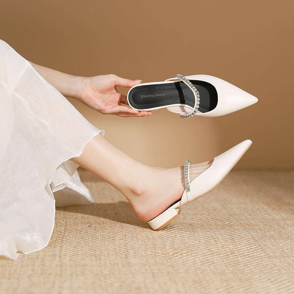 K77-1 Silver Rhinestone Chain Pointed Toe Flat 2024 Spring Style Elegant Light Luxury Sparkling Low Heel Shoes