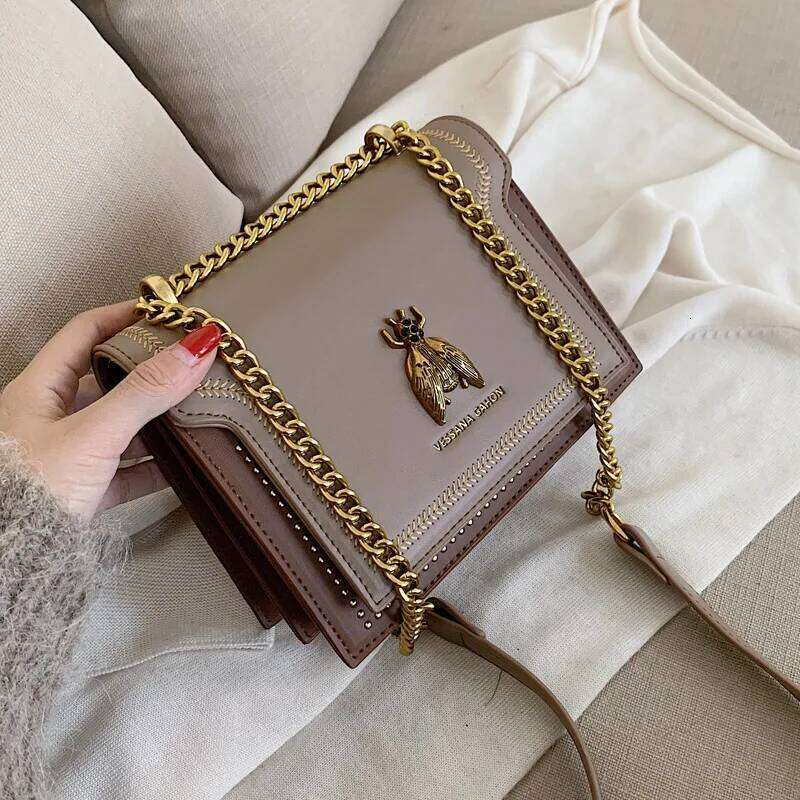 CGCBAG Brand Women Handbag 2024 New Retro Bee Female Shoulder Bag Simple High Quality Leather Designer Crossbody Bags
