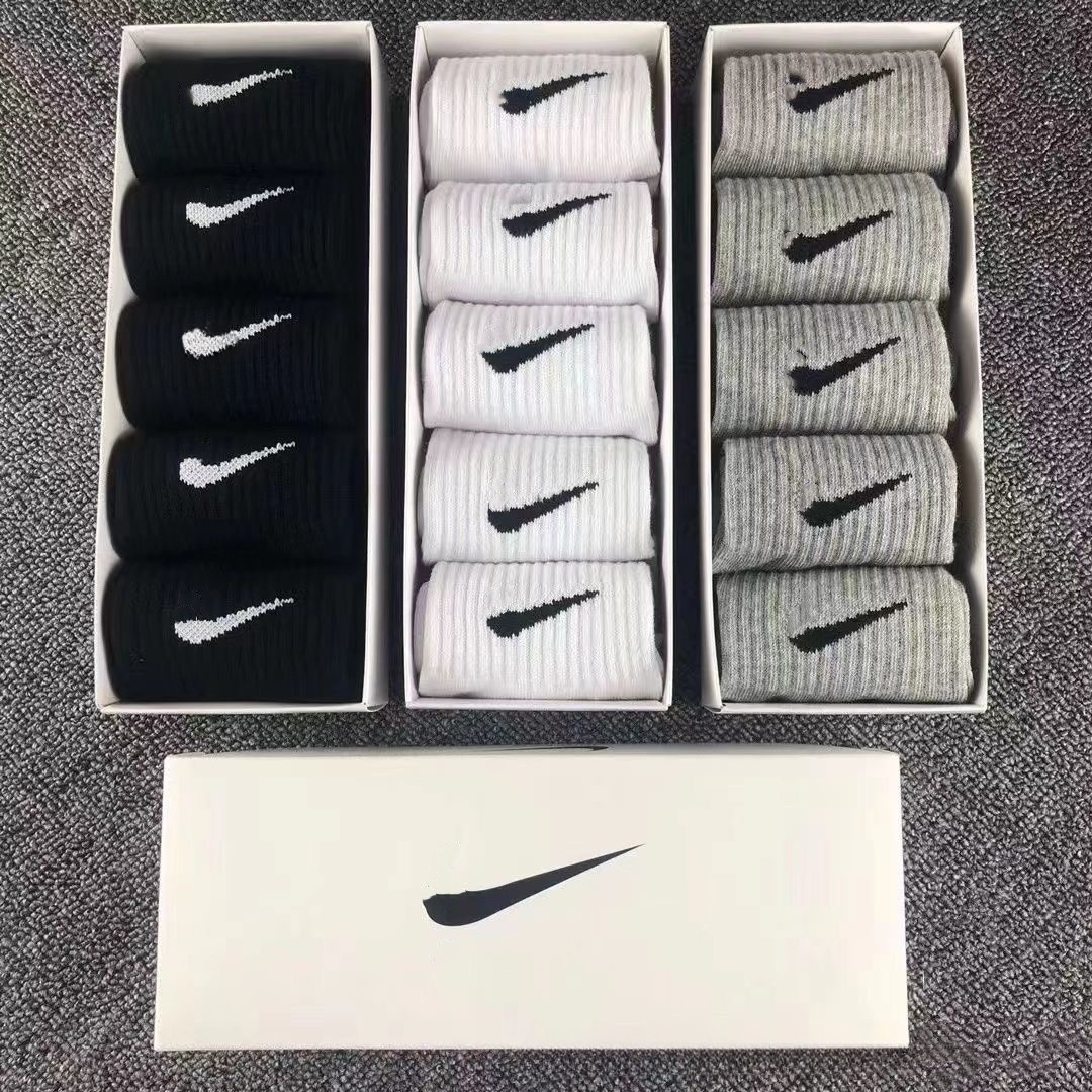 5 pairs/Designer low, medium high waist solid black, white gray cotton socks letter breathable jogging, basketball and football sports socks1-1