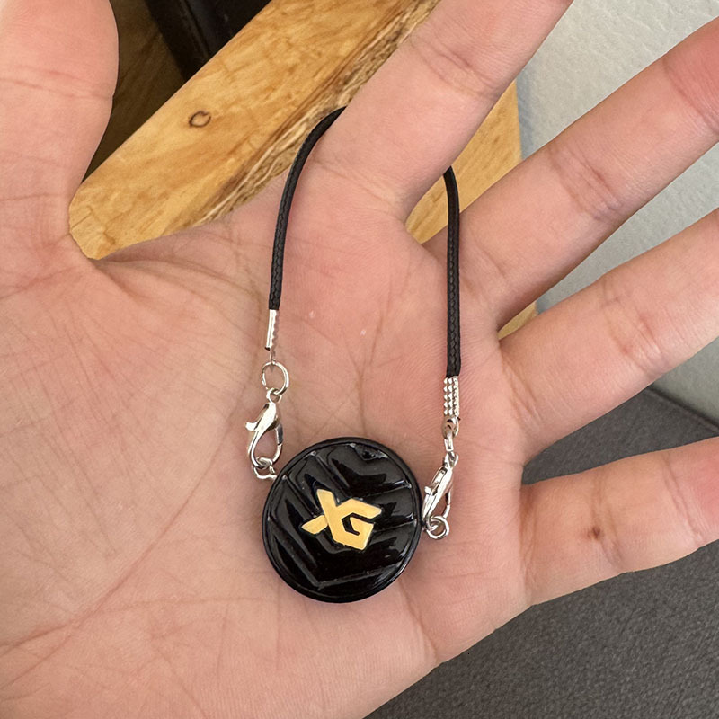 2025 New Women's Designer Cartoon Dollhouse Mini Camellia Black And White Bag Necklace Accessories Doll Pendant Accessories Handbag Accessories