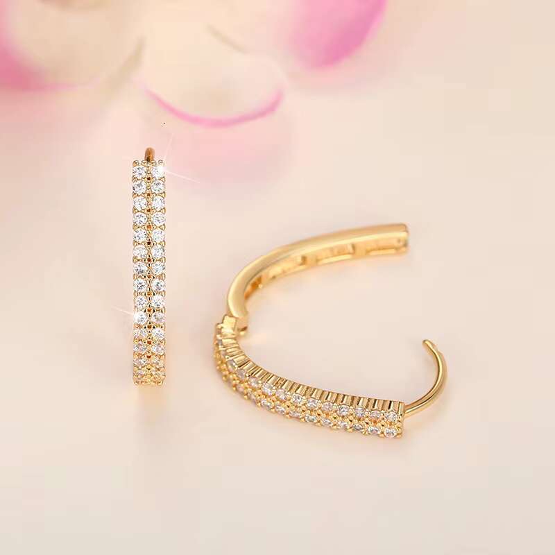 Luxury Full Paved CZ Hoop Earring for Women Simple Elegant Ladys Wedding Party Daily Wear Fashion Jewelry Hoop Earrings