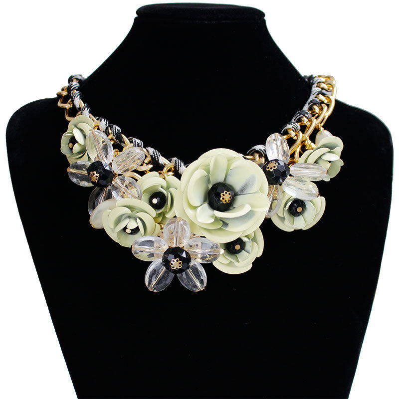 Luxury Jewelry Designer Jewelry European And American Cross-border Necklace Iron Flower Cotton Rope Woven Exaggerated Collarbone Chain Elegant Fashion