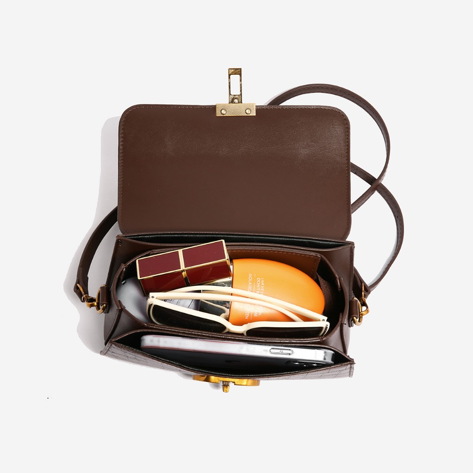 Small Leather Armpit Party Bags for Women Shoulder Crossbody Bag Ladies Vintage Underarm Handbags Summer Lock Tote Sac 2025 New