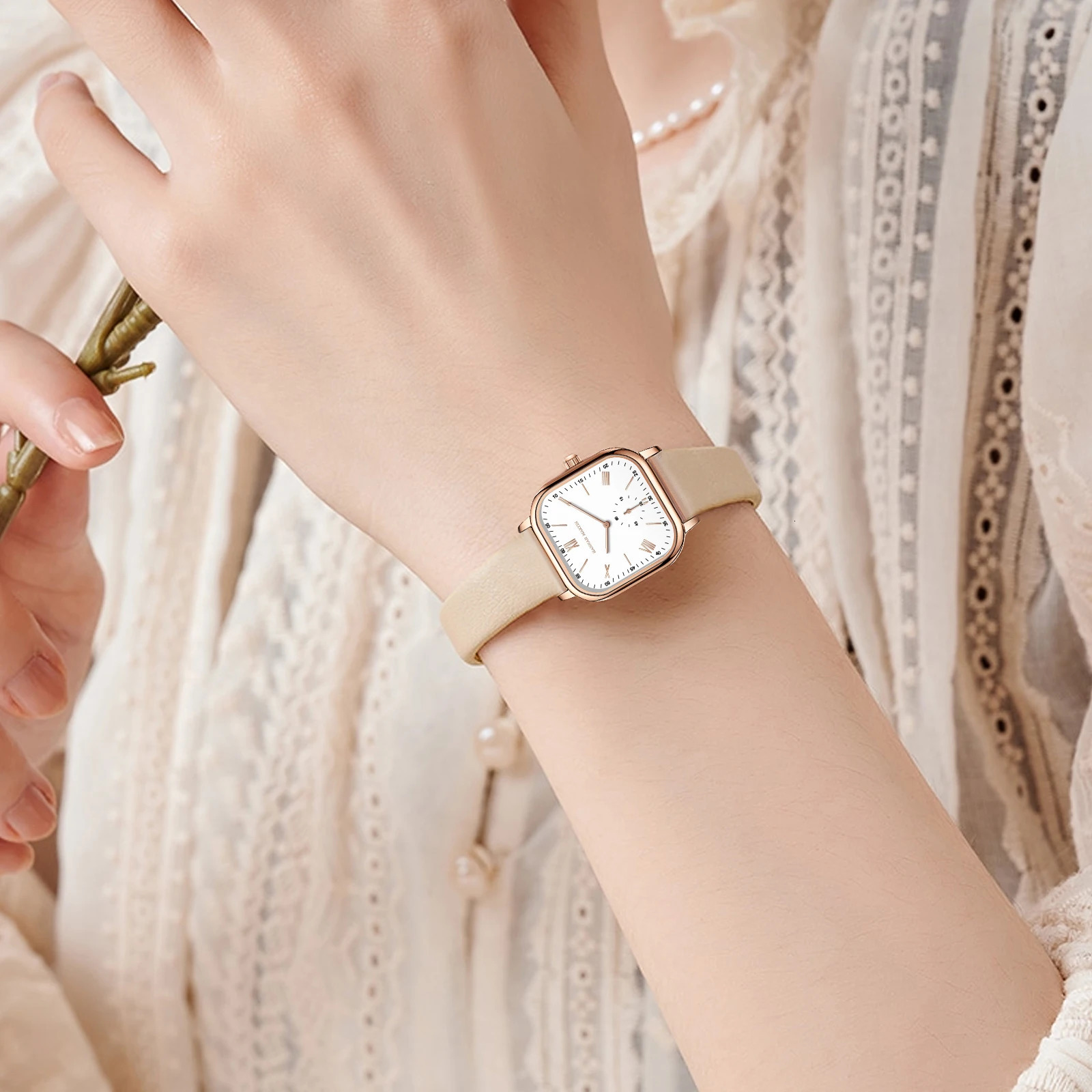 Women Square Watch Top Leather Strap with 26mm Rose Gold Plate Watch Dial 3 Bar Waterproof Fashion Gift Watch montre femme 250712