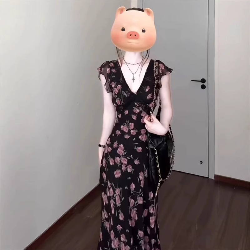 2025 Summer New Women's Skirt Black V Fashion Collar Rose Dress Summer New Elegant Waist Lace Sleeve Chiffon Long Dress Luxury Style Designer Dre