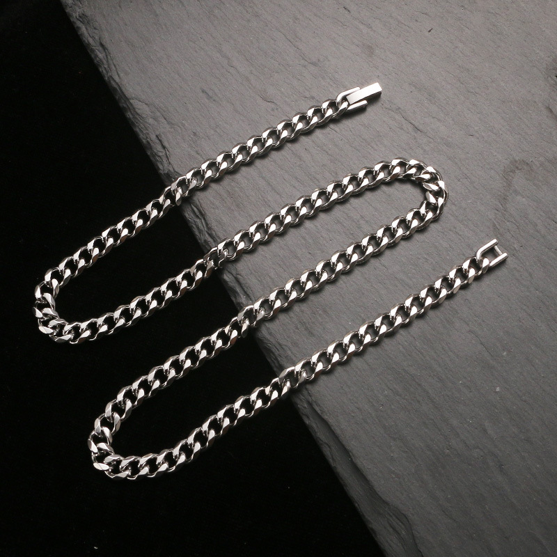 Luxury Jewelry Designer Jewelry Fashion Chain Non-fading Jewelry Clasp Stainless Steel Necklace Unisex Cross-border Personality Street Style Necklace
