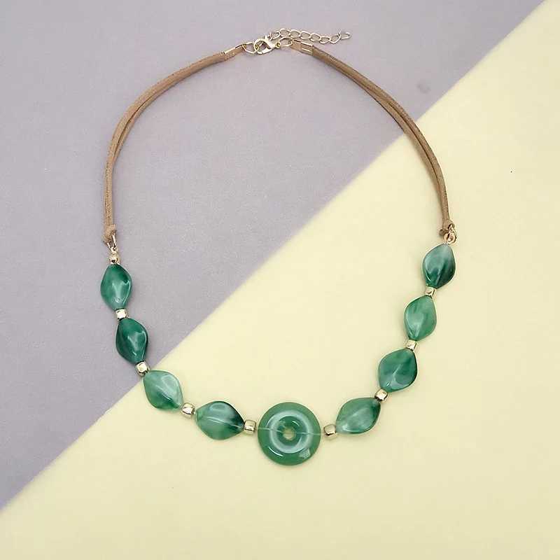 Handcrafted Inspired Statement Bead Necklace Unique Elegant Round Centerpiece Boho Chic Jewelry for Women Daily Wear W250712