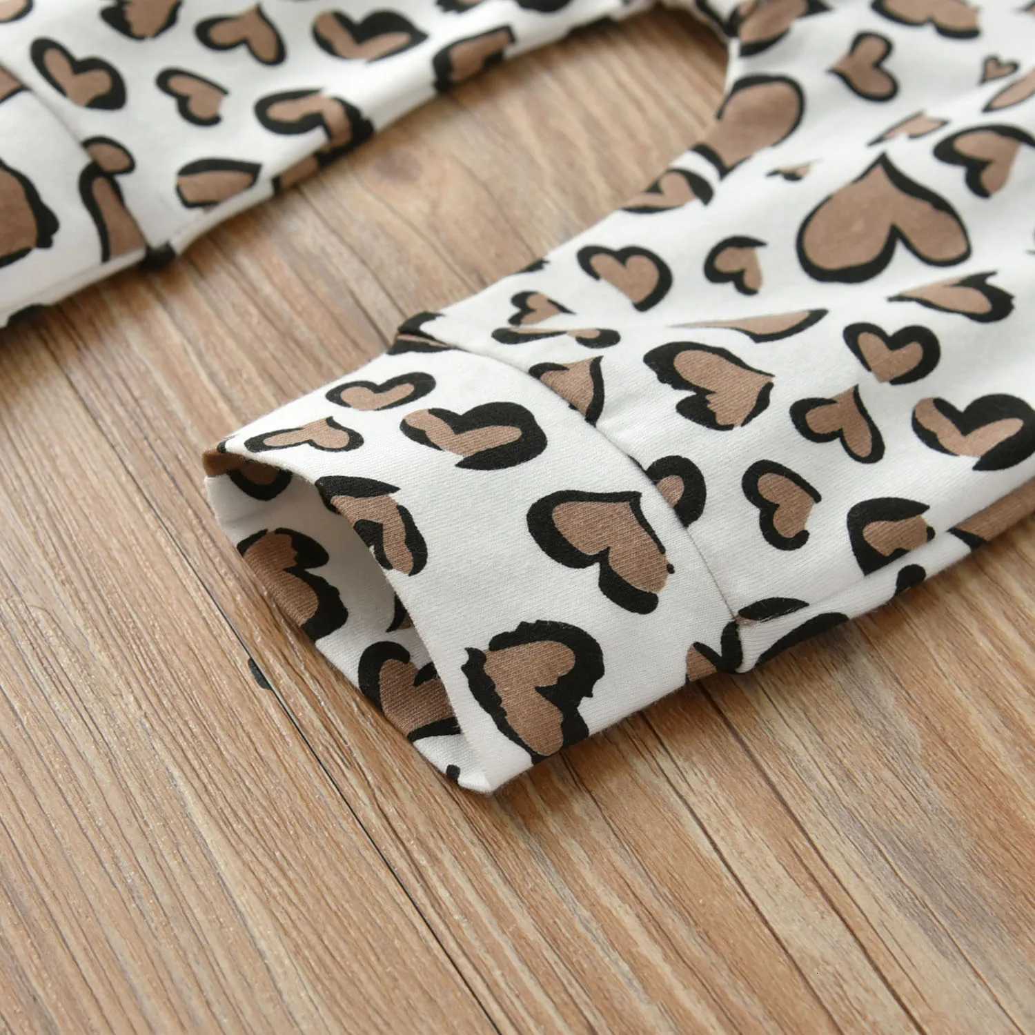 Fashion infant Baby Girl Romper Jumpsuit Playsuit Sleepsuit Come with Headband Newborn Girls Baby Long Sleeve Clothing Z250712