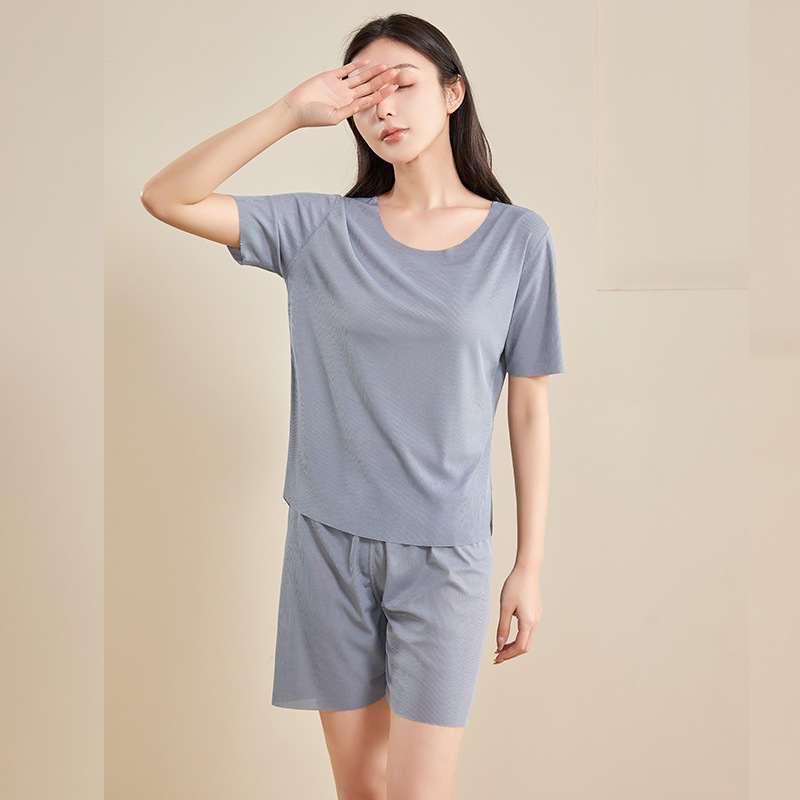 X197-Spring and summer ice silk couple pajamas set seamless loose large size home clothes women's pajamas