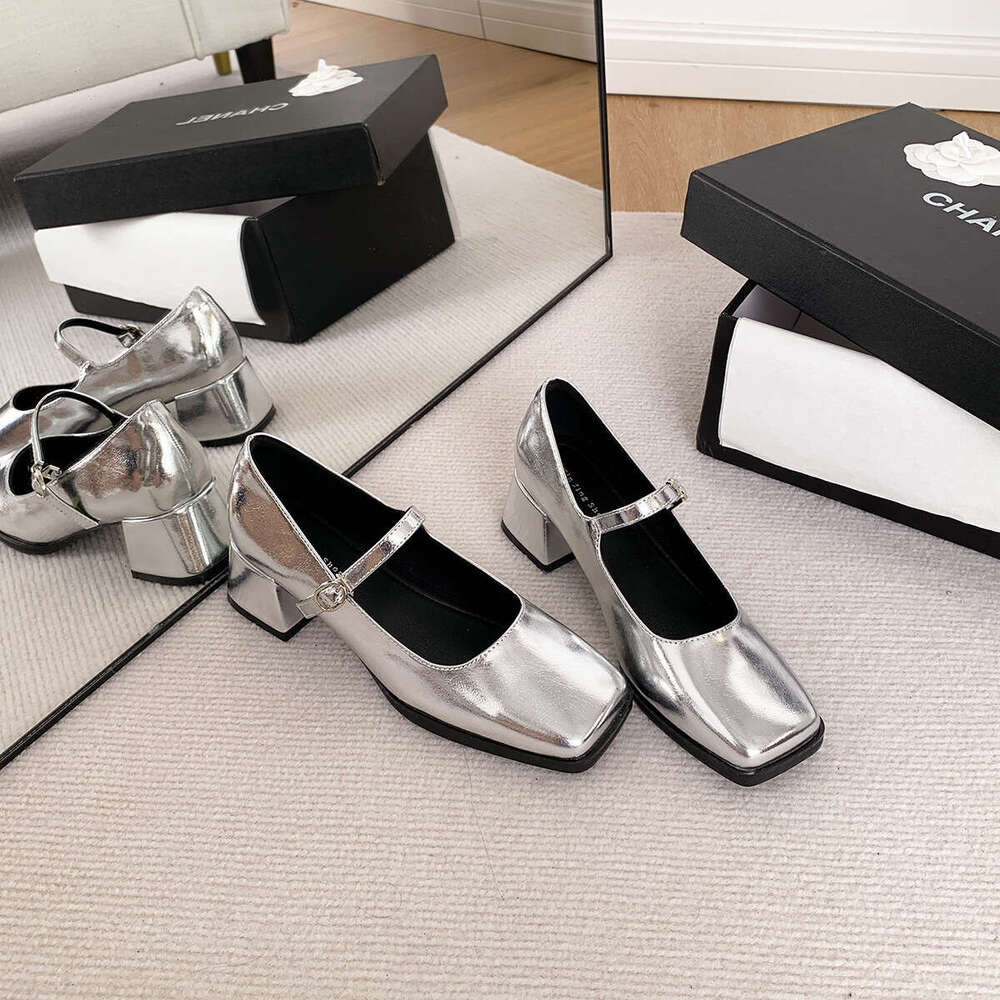 T8-8 Gold One-Word Buckle Mary Jane for Women, New Autumn Style, Chunky Heel Square Toe Shoes, Silver Mid-Heel Women's Shoes