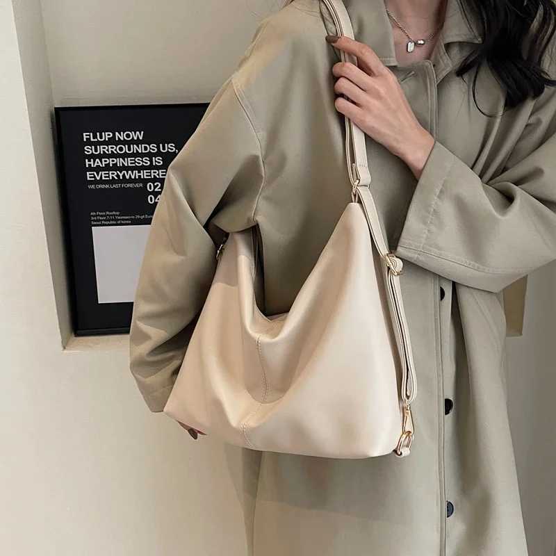 MOODS Shoulder Bags and Backpack Dual-use for Women Soft PU Leather Large Capacity Shopper Totes 2023 Winter New Luxury Handbags Y250718