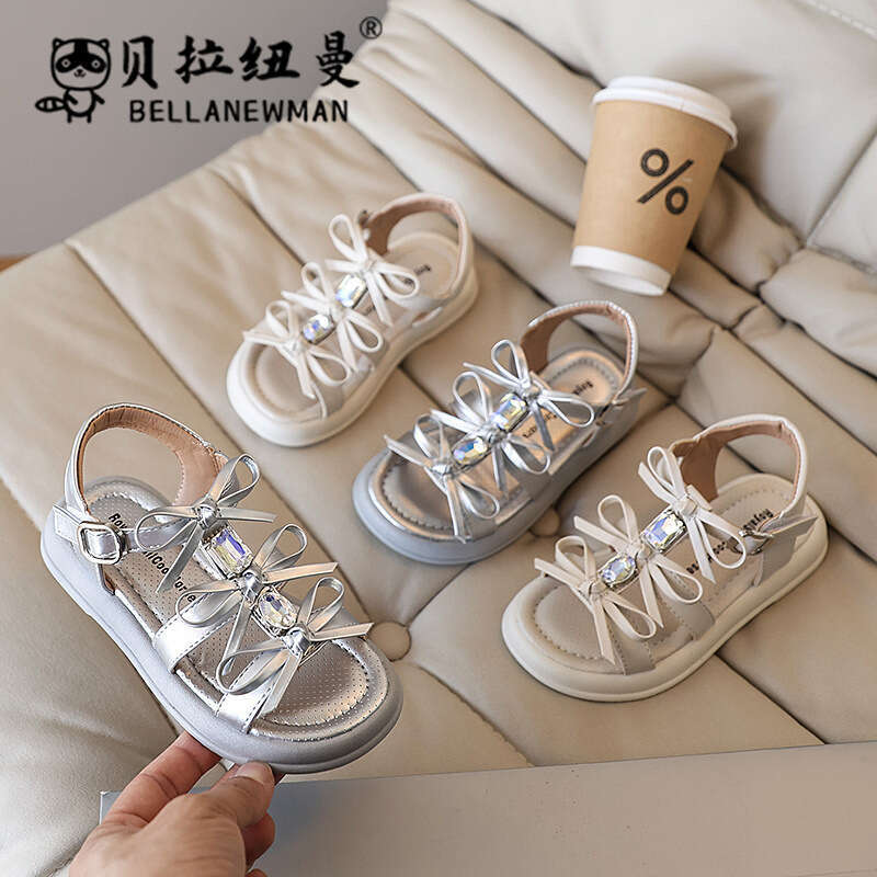 SHEIN Girls' Fashion Sandals with Rhinestones and Bowknot Princess 2025 Summer New Children's Open-Toe Beach Shoes