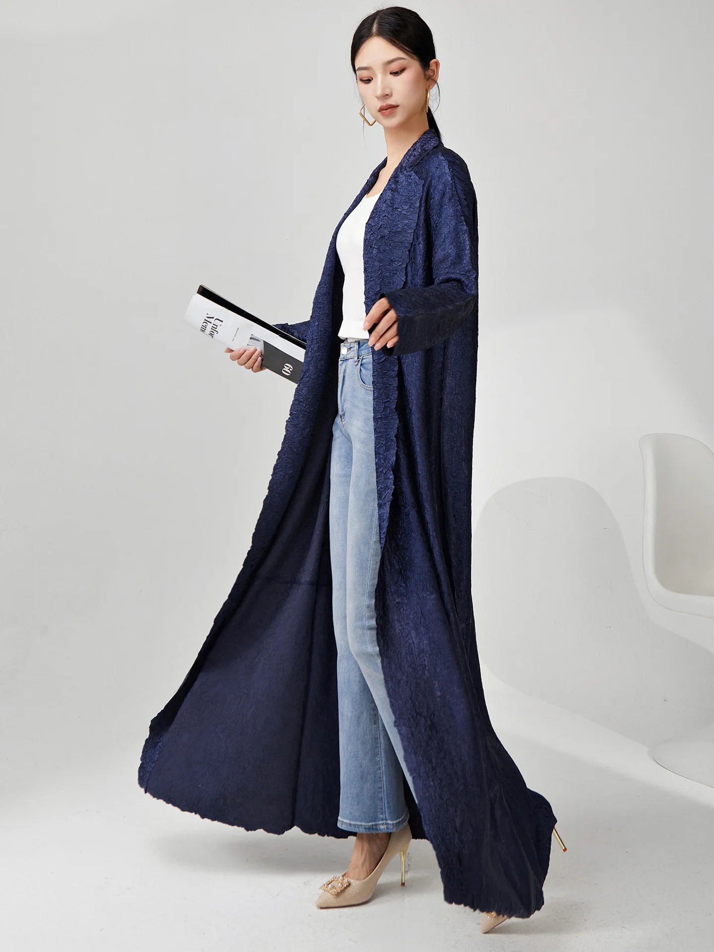 Miyake Fold Autumn And Winter Womens Fashion Trench Coat Long Sleeve Loose Temperament Cardigan Long Coat 250708