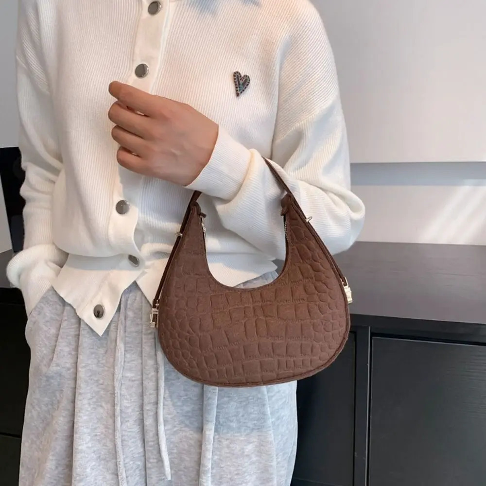 Womens Grain Underarm Bags Felt Fashion Shoulder Bag Cute Simple Handbags Female Purses 250704