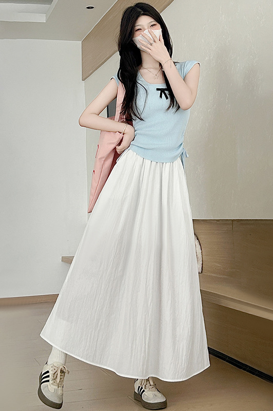2025 New women's skirt, new summer high waisted A-line slim fit pleated umbrella pleated long skirt, new solid color minimalist style designer sk