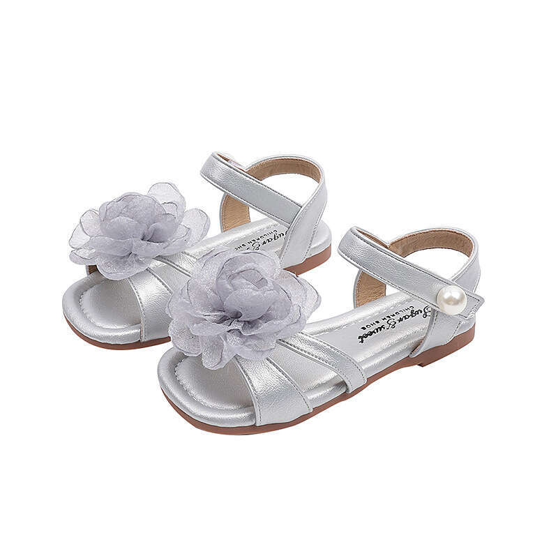 SHEIN Niche Fashion Kids 2025 Summer New Girls Pearl Flower Princess Sandals Children's Beach Shoes