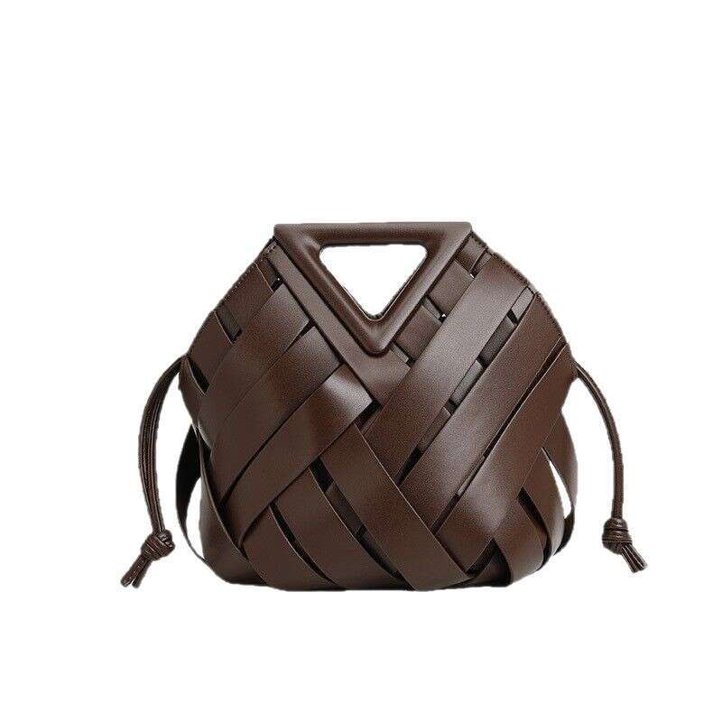 Cross border large capacity new vegetable basket triangular magnetic buckle hand woven hollow women's bag hand-held diagonal cross bag