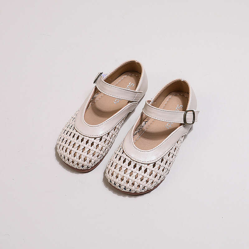 Girls' Woven Leather 2024 Summer New Korean Grandma Shoes Children's Hollow Out Closed-Toe Casual Sandals