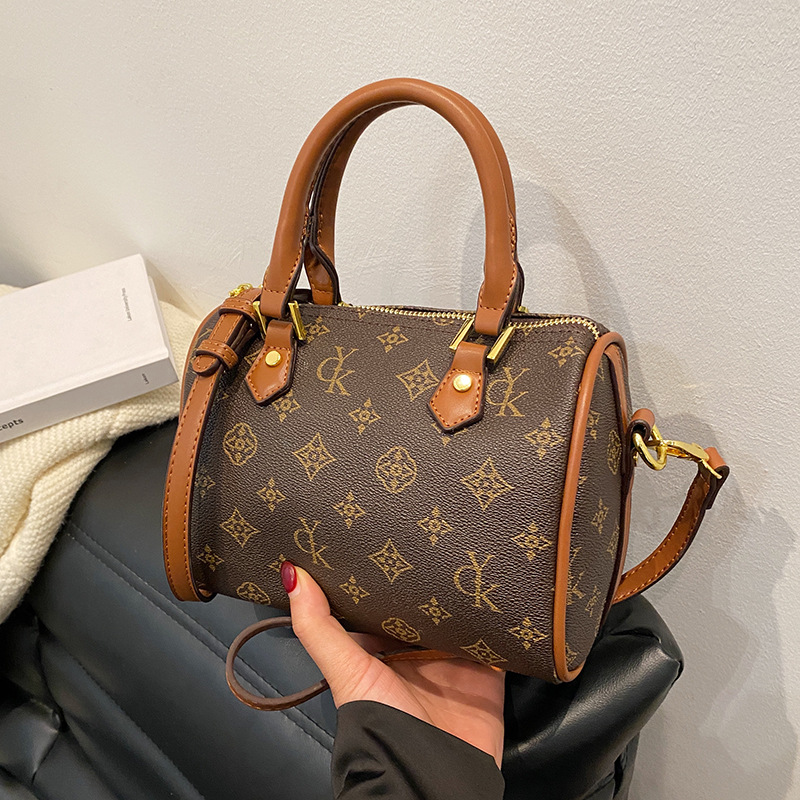 Designer Bag Shoulder Bag Luxury Bag Crossbody Purse Designer 2025 Fashion Commuter Printed Silk Large Capacity Shopping Bag Armpit Bag Handbag Tote W