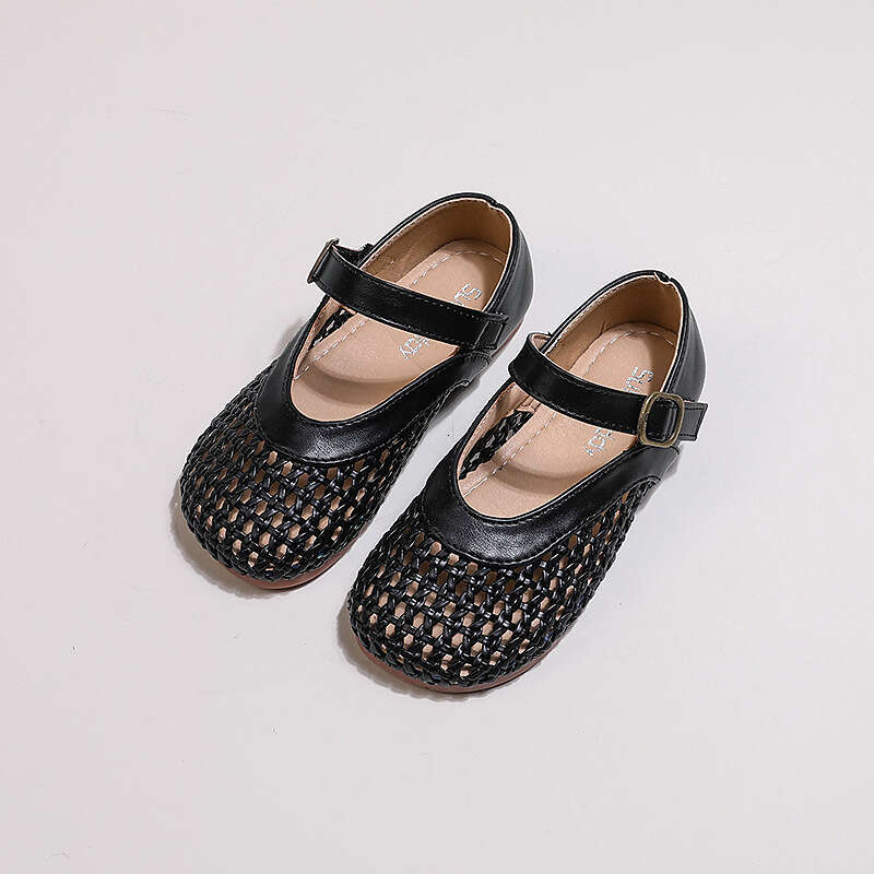 Girls' Woven Leather 2024 Summer New Korean Grandma Shoes Children's Hollow Out Closed-Toe Casual Sandals