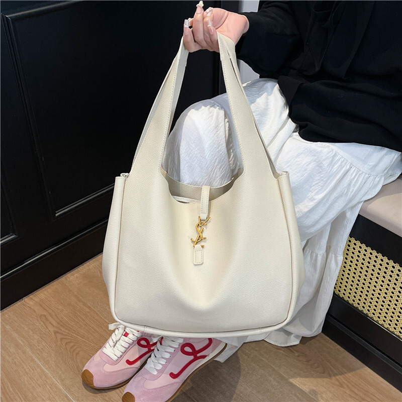 Designer Bag Luxury Bag Tote Bag Purse Large Capacity High-quality Texture Women's Bag 2025 New Shopping Bag Hobo Underarm Luxury Bag Bag Commute