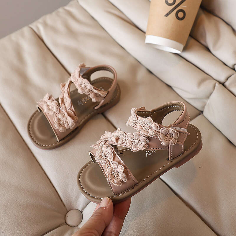 2025 Summer New Korean Style Girls' Little Flower Princess Sandals Children's Open-Toe Beach Shoes for Toddlers