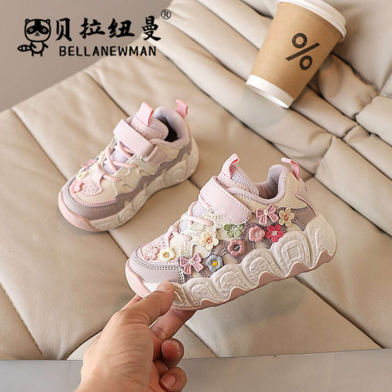 Children's Sneakers 2024 Winter Korean Style Girls' Fashion Bread for Big Kids Students Casual Sports Shoes