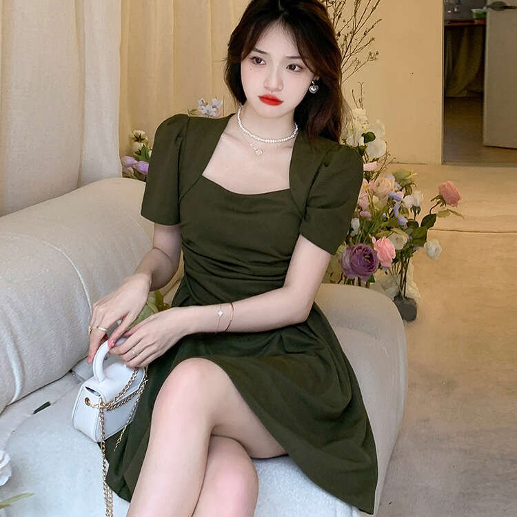 Summer New French Hepburn Style Little Black Niche Design Waist Slimming Square Neck Dress For Women B5