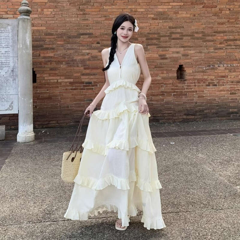 Strap For Women Spring Summer New Elegant Apricot High Waist Petite Sleeveless High-End Cake Long Dress B5