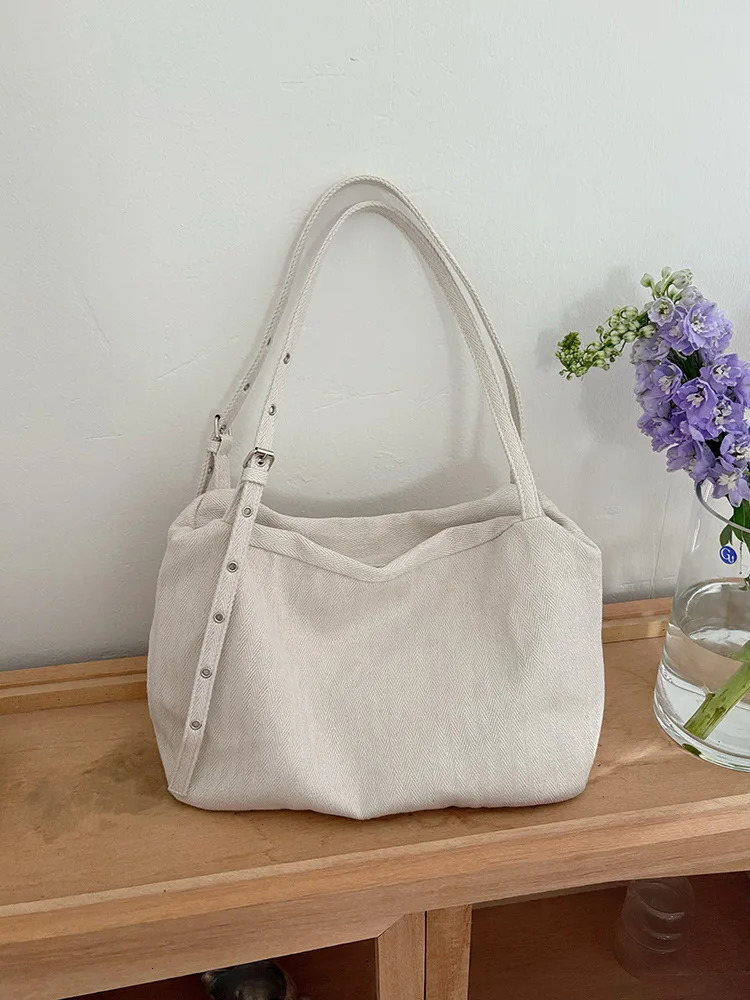 Trendy and Versatile Lazy Style Large-Capacity Canvas Tote Bag College Student Class Bag Shoulder Crossbody Bag 250704