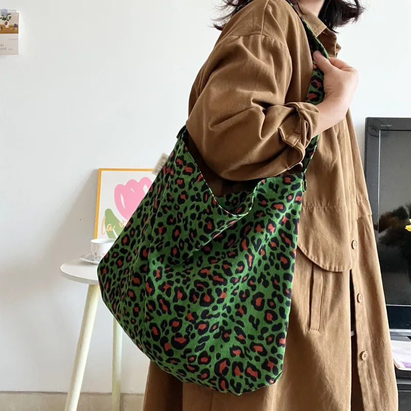 Womens Corduroy Shoulder Crossbody Bag Green Leopard Print Cloth Large Capacity Handbag Casual Travel Shopping 250704