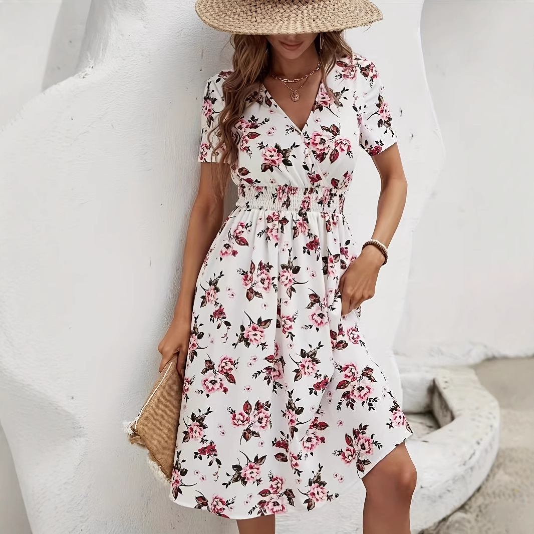2025 New women's dress new short sleeved V-neck dress elastic waist printed dress summer new printed women's dress new designer dress