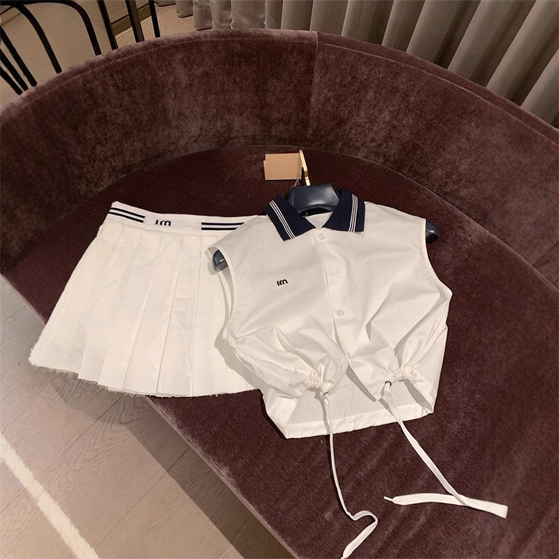 Designer Two Piece Dress Naval Academy Style Embroidered Letter Ribbon Short Vest Sleeveless Top Two-piece Set Pleated Short Skirt for Women