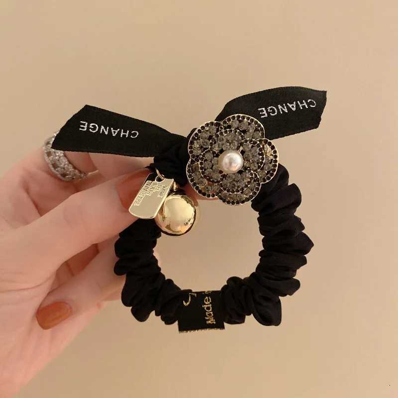 Vintage Fashion Ribbon Camellia Elastic Hair Bands Rubber Bands Popular High End Letter Bow Black and White Hair Ropes W250714A