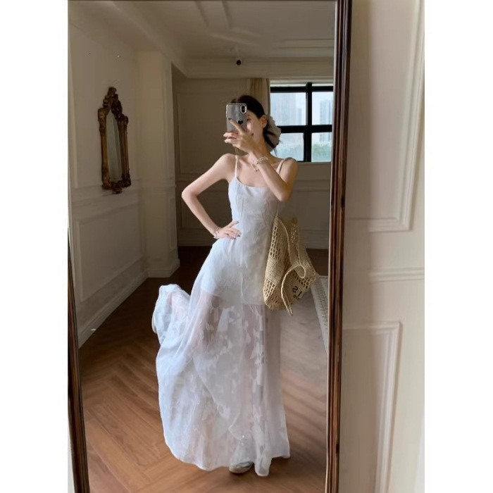 2025 New Women's Dress Summer New French Fresh Sweet Strap Dress Women's Beach Vacation Dress Mid waist Long Dress New Designer Dress
