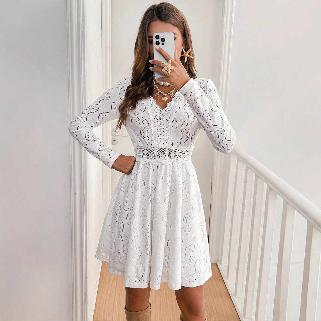 New women's dress new elegant style women's solid color lace mini vacation dress hem sun skirt new designer dress new hollowed out women