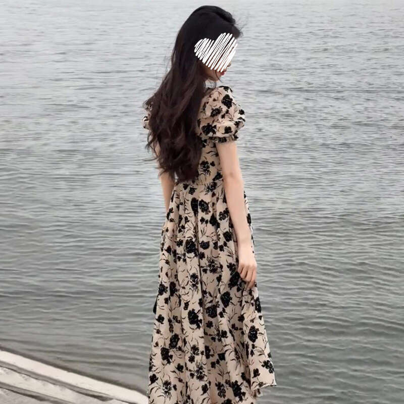 Floral Summer New Women's Fashion Petite French Tea Break Waist-Cinching High-End Strap Dress B5