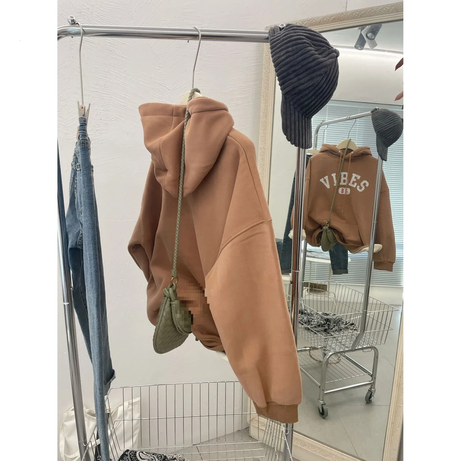 Winter Retro American Letter Hoodie Women Loose Thickened Fleece Warm Stylish Versatile Top Trendy Streetwear 250708