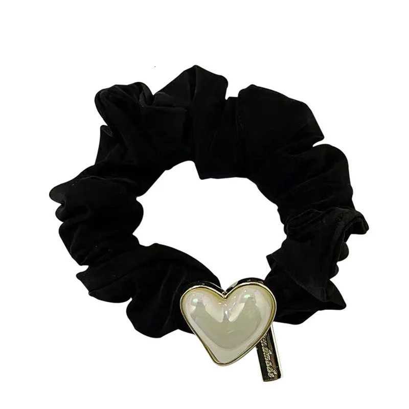 2022 New Woman Three-dimensional Pearl Luster Hair Ties Rubber Band Elegant Lady Heart Hair Accessories Rope Rings Scrunchy W250714E