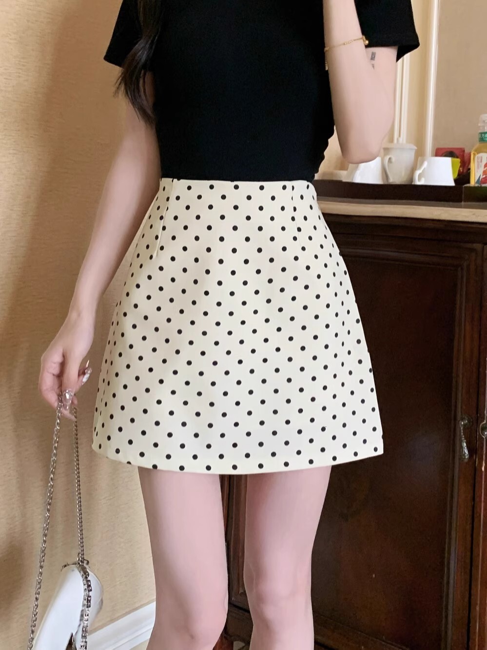 New Women's Skirt Summer New Korean Women's Commuter Multi functional High waisted Tight Skirt A-line Short Skirt New Designer Dress