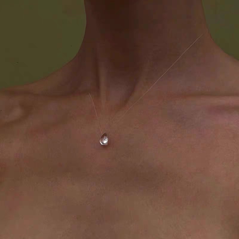 Chic & Simple Contemporary Jewellery Piece Aesthetic Droplet Pendant Necklace Complementing Your Outfit