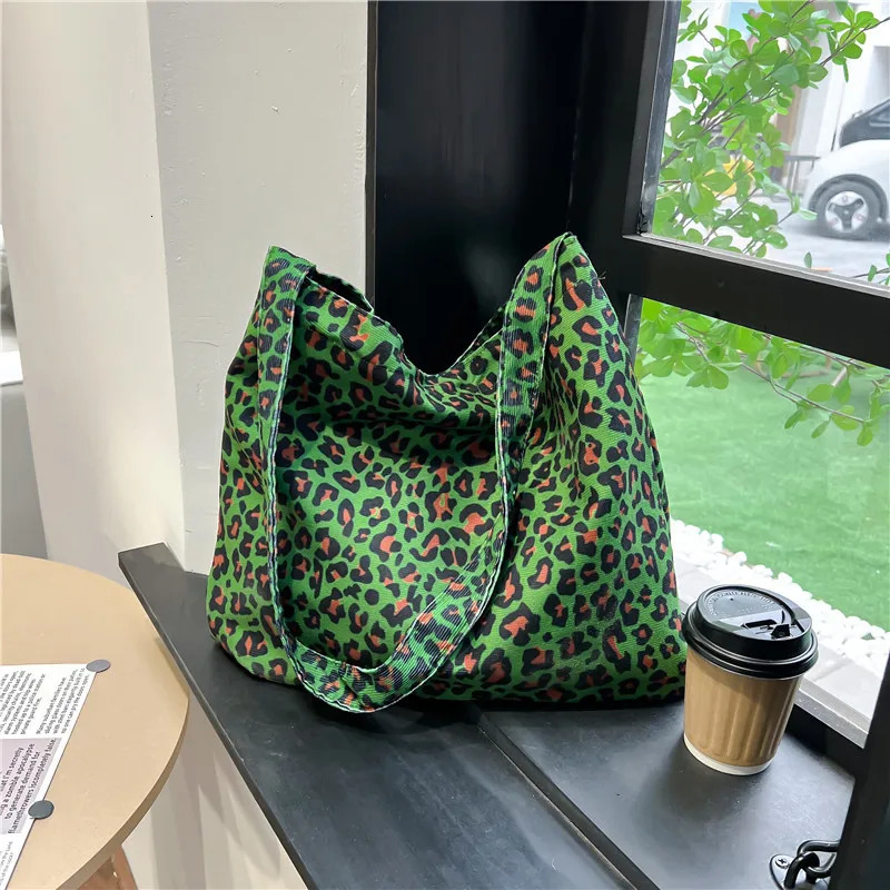 Womens Corduroy Shoulder Crossbody Bag Green Leopard Print Cloth Large Capacity Handbag Casual Travel Shopping 250704