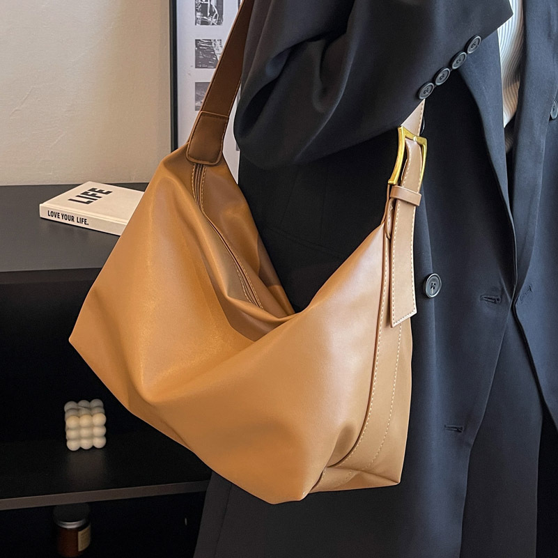 Luxury Vintage Shoulder Bag Women 2025 New Must-Have Underarm Purse Chic Versatile Crossbody Bag Free Shipping